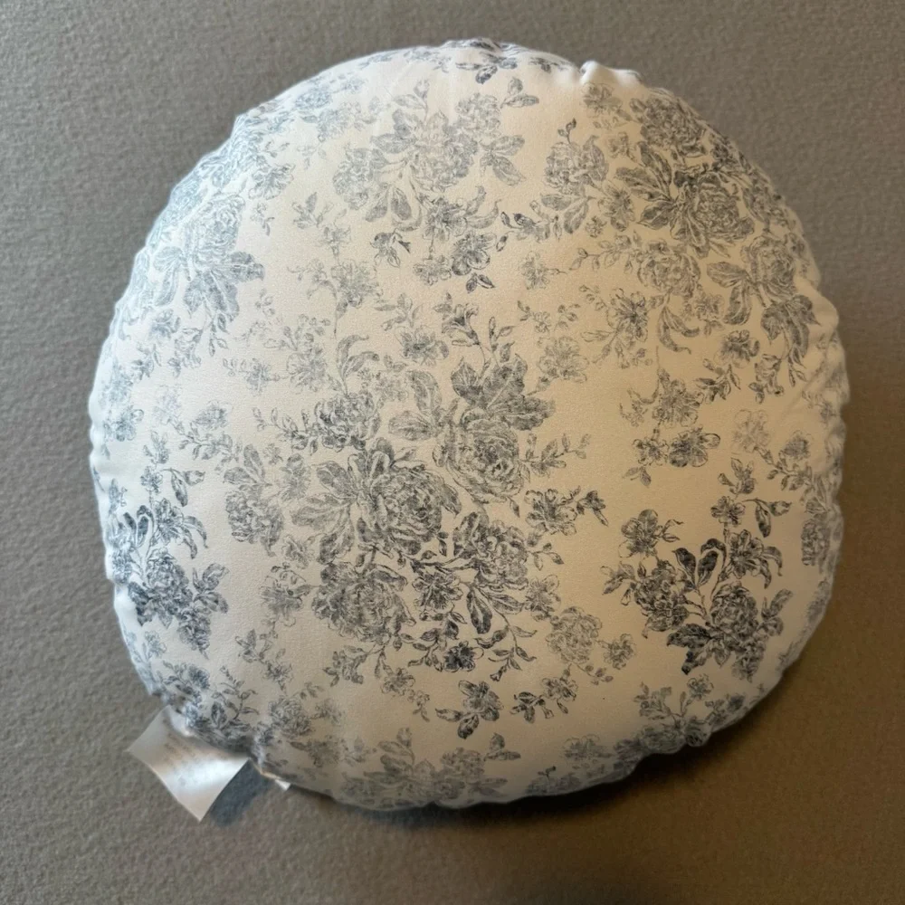 Rachel Zoe Elegant Blue and White Shabby Chic Round Pillow W/Bow‎